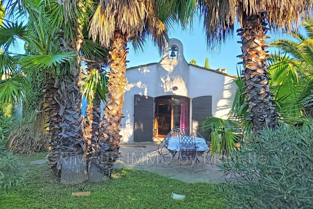 vente maison 8 Pièce(s) – 8 pièces – 5 chambres – 235.81 m²