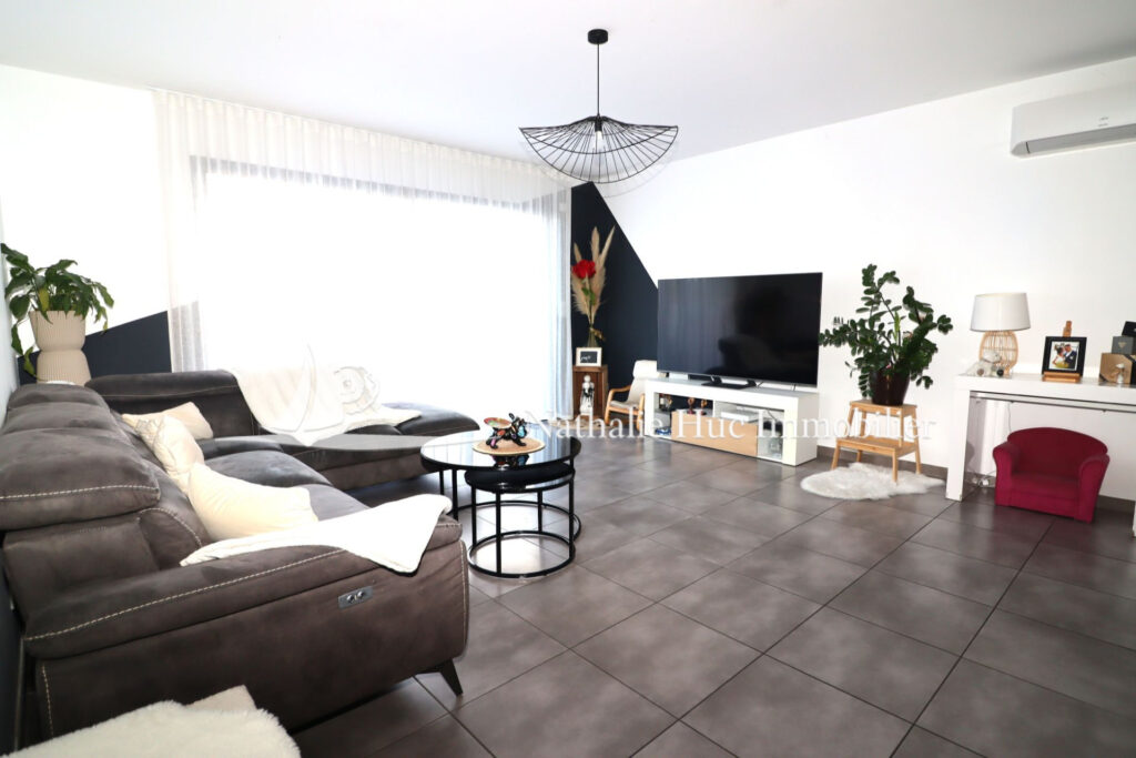 vente  5 Pièce(s) – 5 pièces – 4 chambres – 89.04 m²