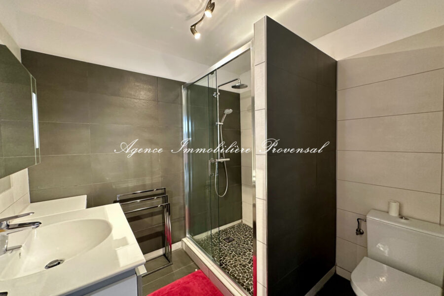 Appartement à louer à Sainte-maxime