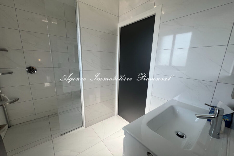 Appartement à louer à Sainte-maxime