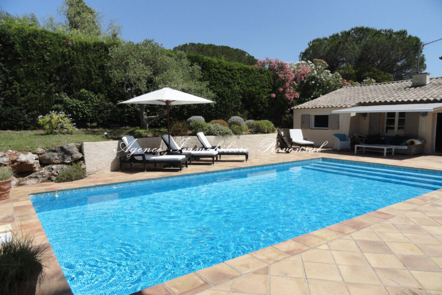 Maison à louer à Sainte-maxime