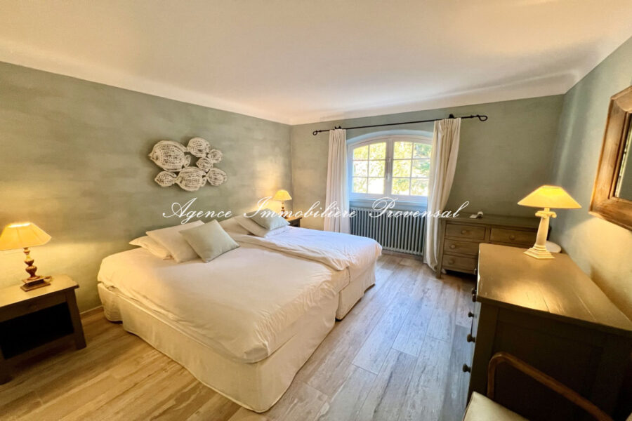Maison à louer à Sainte-maxime