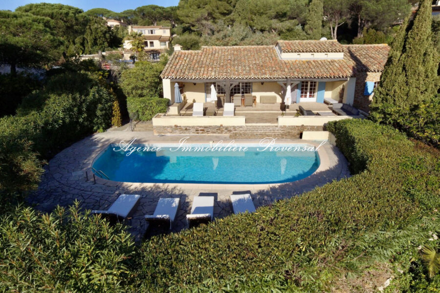Maison à louer à Sainte-maxime