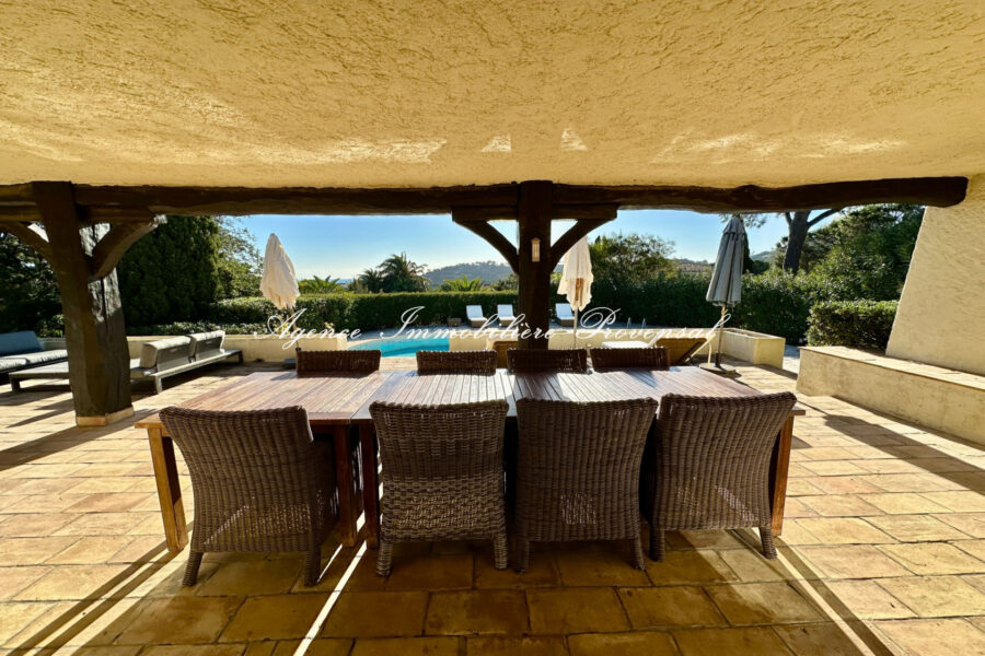 Maison à louer à Sainte-maxime