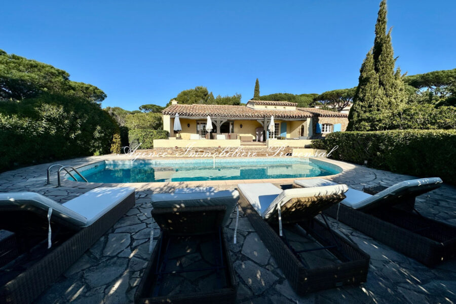 Maison à louer à Sainte-maxime
