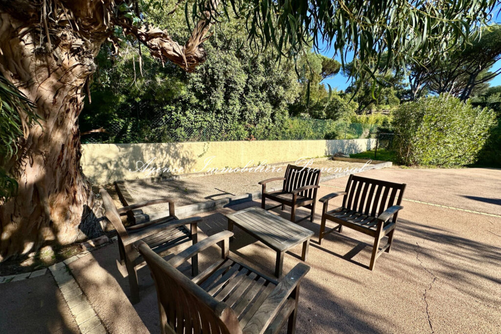 location saisonnière maison 5 Pièce(s) – 5 pièces – 4 chambres – 200.00 m²