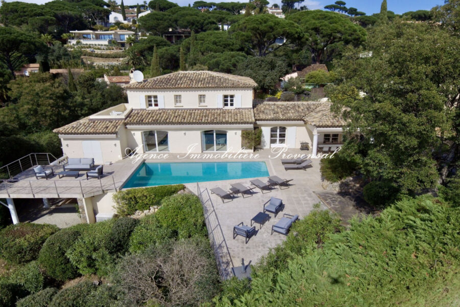 Maison à louer à Sainte-maxime