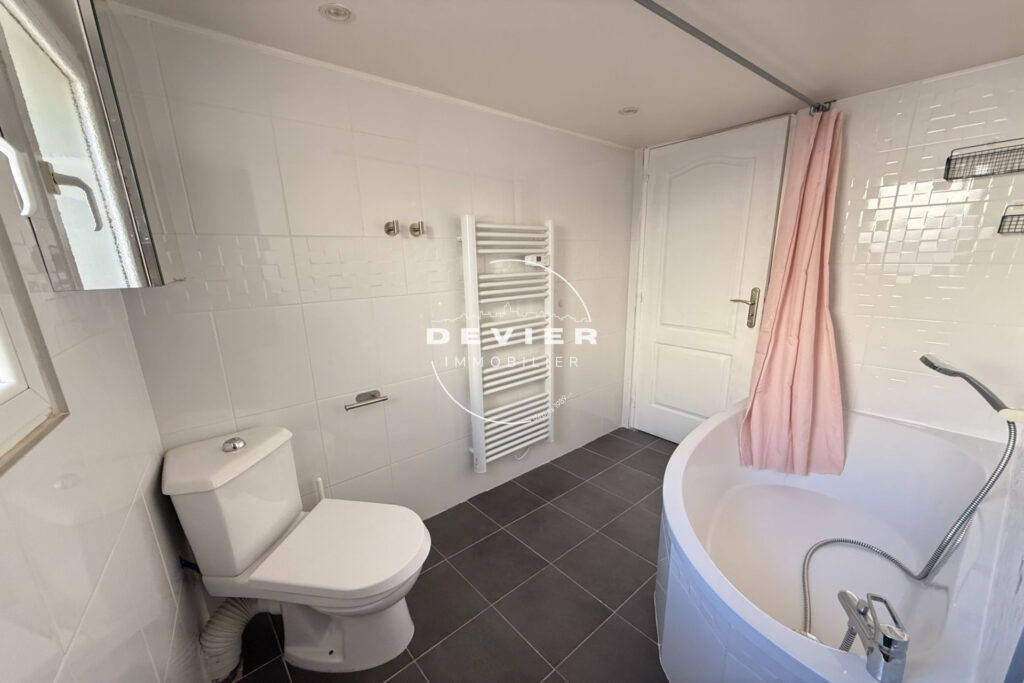 location maison de village 2 Pièce(s) – 2 pièces – 1 chambre – 49.00 m²