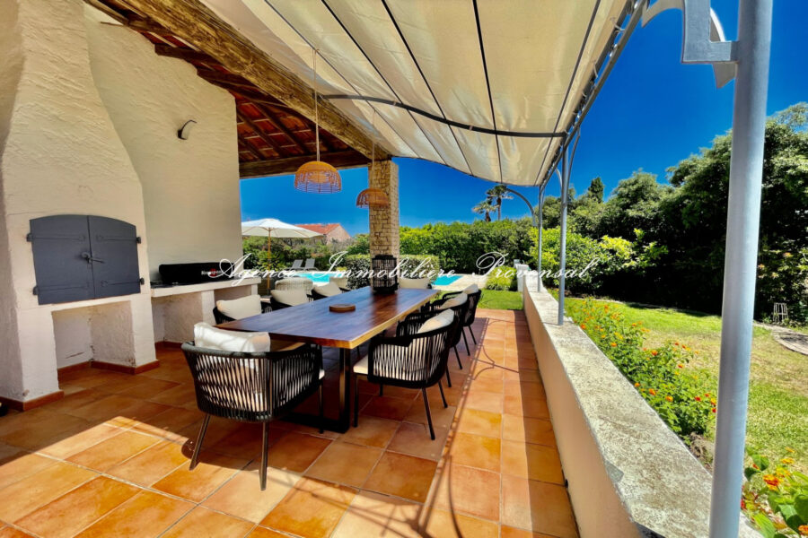 Maison à louer à Sainte-maxime