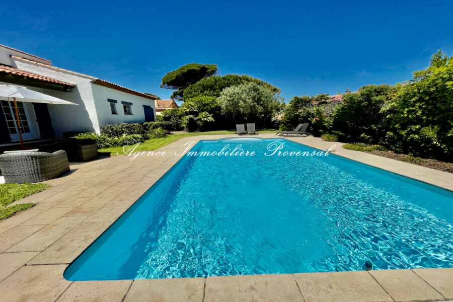Maison à louer à Sainte-maxime