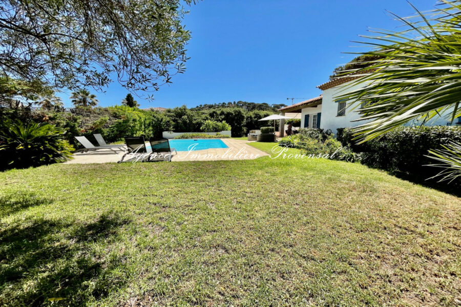 Maison à louer à Sainte-maxime
