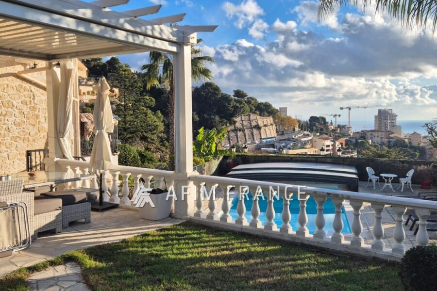 Maison à vendre à Beausoleil