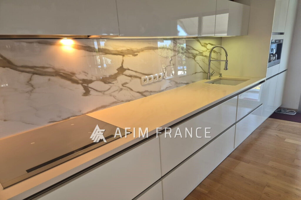 vente maison – NR pièces – 3 chambres – 150.00 m²