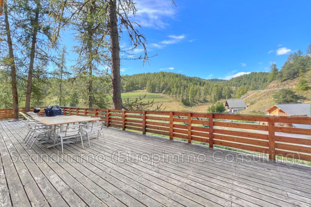 vente maison 6 Pièce(s) – 6 pièces – 5 chambres – 385.00 m²