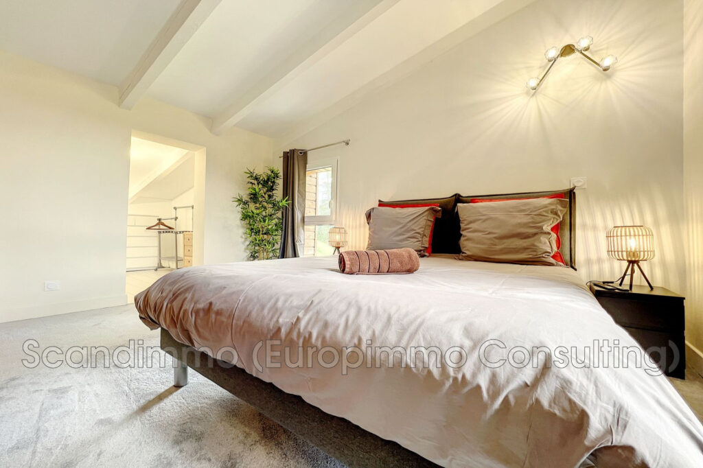 vente maison 6 Pièce(s) – 6 pièces – 5 chambres – 385.00 m²