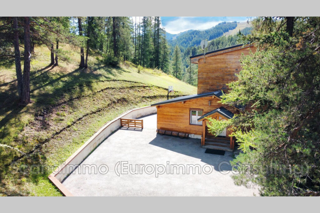 vente maison 6 Pièce(s) – 6 pièces – 5 chambres – 385.00 m²