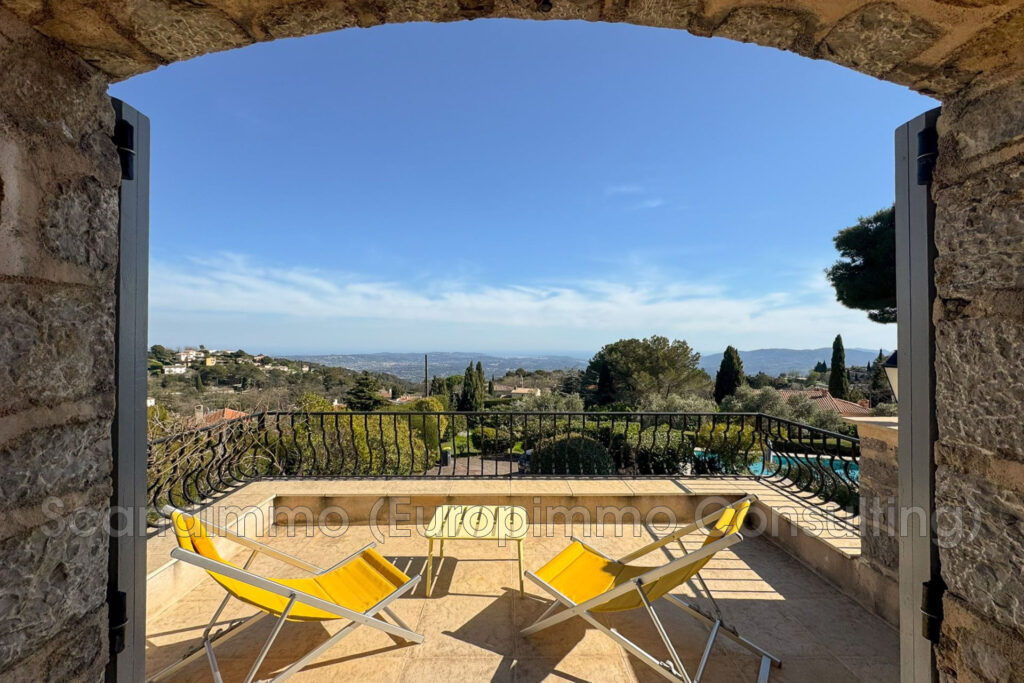 Propriété de charme en pierre ? Vue mer et village ? CABRIS – 6 pièces – 4 chambres – 155.00 m²