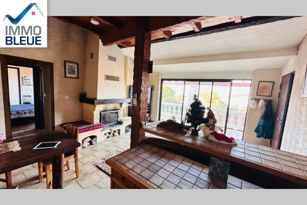 Vous recherchez un projet familial ou pour un investissement ? – 4 pièces – 3 chambres – 127.00 m²