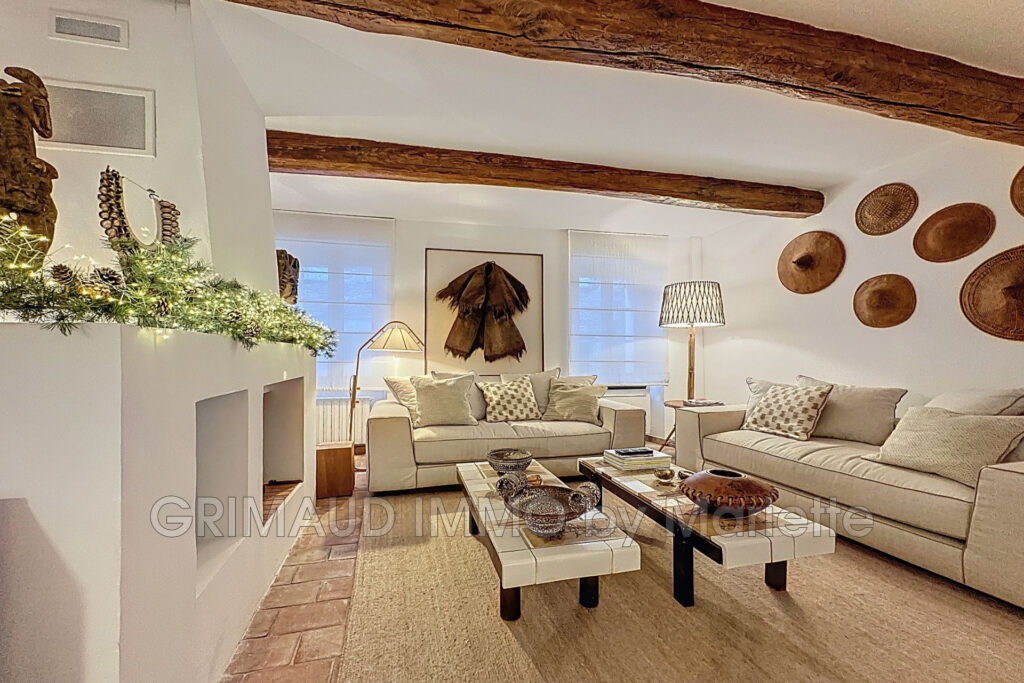 superbe maison de village avec terrasse et garage, unique – 4 pièces – 2 chambres – 101.00 m²