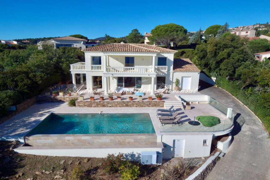 Maison à vendre à Les issambres