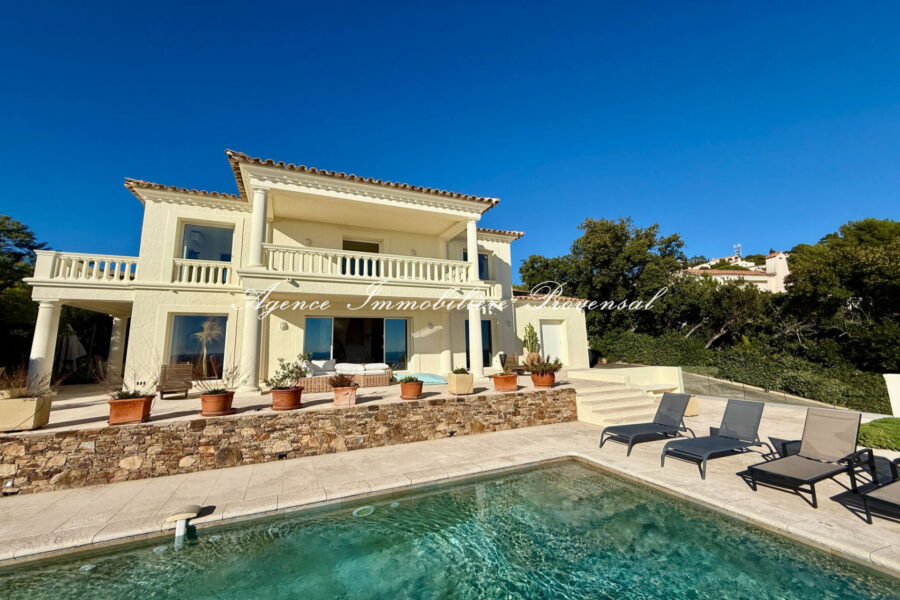 Maison à vendre à Les issambres