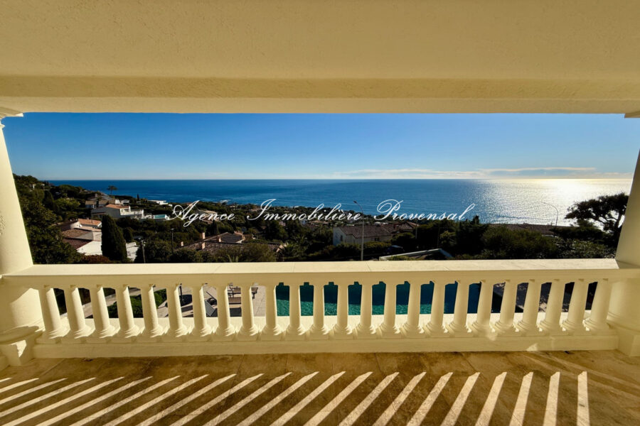 Maison à vendre à Les issambres