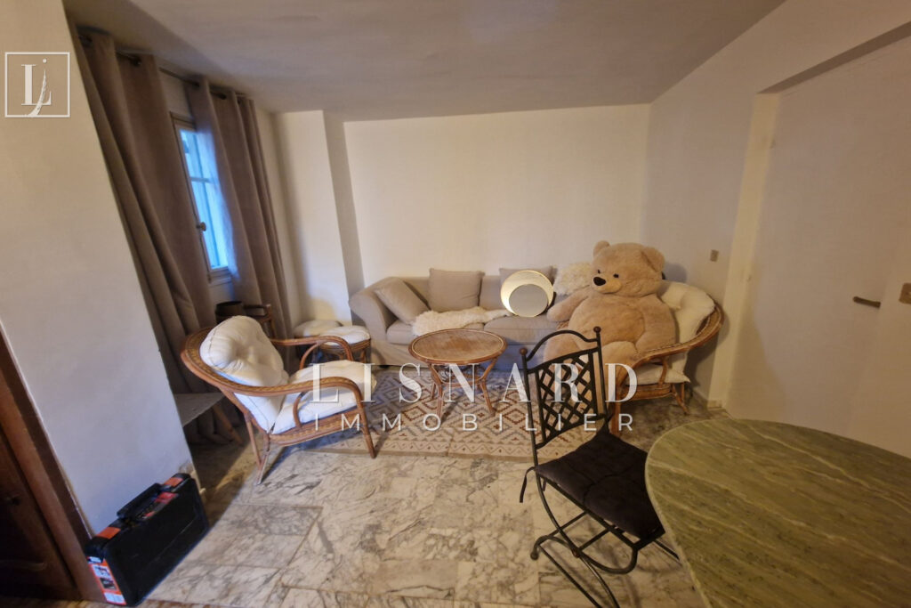 vente maison 8 Pièce(s) – 8 pièces – 8 chambres – 235.00 m²