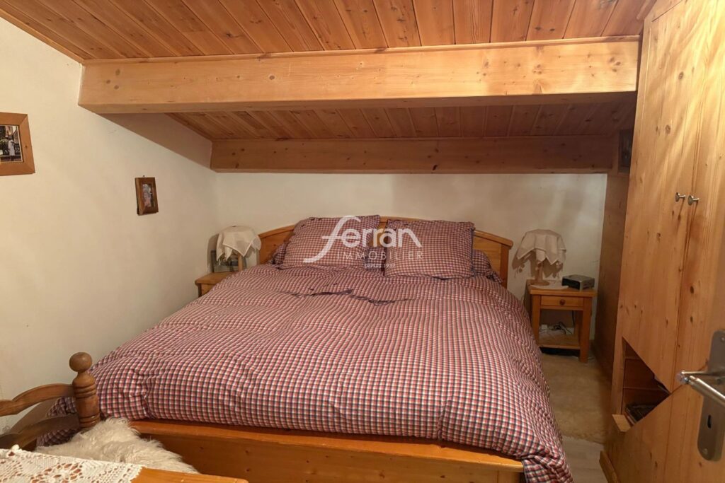 Maison autour de 40 m2 avec vue magnifique  – terrain de 1.730 – 3 pièces – 2 chambres – 50.00 m²