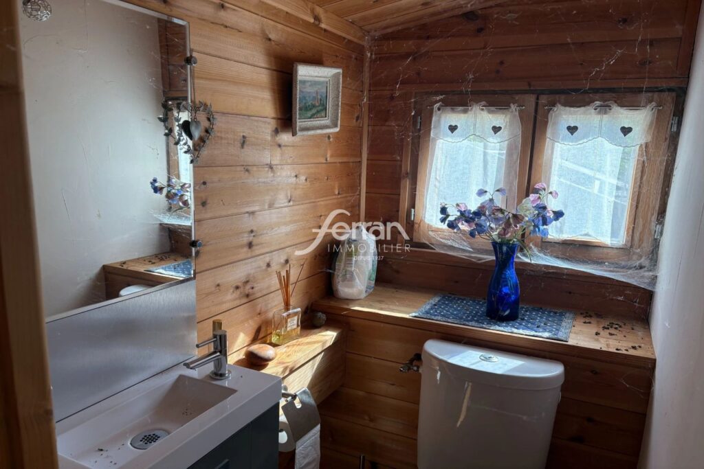 Maison autour de 40 m2 avec vue magnifique  – terrain de 1.730 – 3 pièces – 2 chambres – 50.00 m²