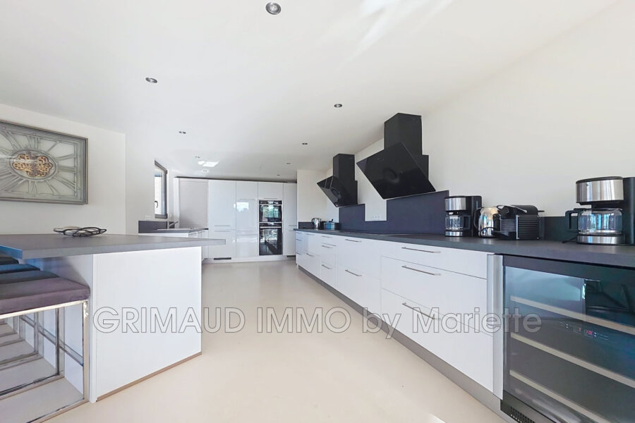 Maison à vendre à Grimaud