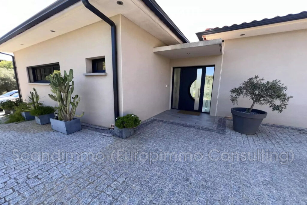 vente maison 7 Pièce(s) – 7 pièces – 4 chambres – 231.00 m²