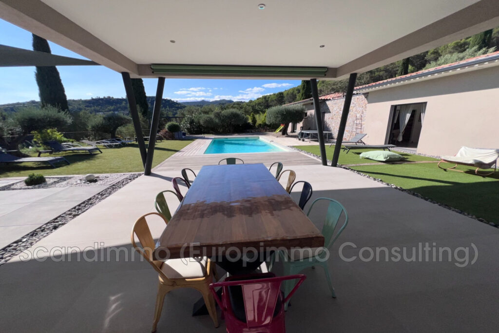 vente maison 7 Pièce(s) – 7 pièces – 4 chambres – 231.00 m²