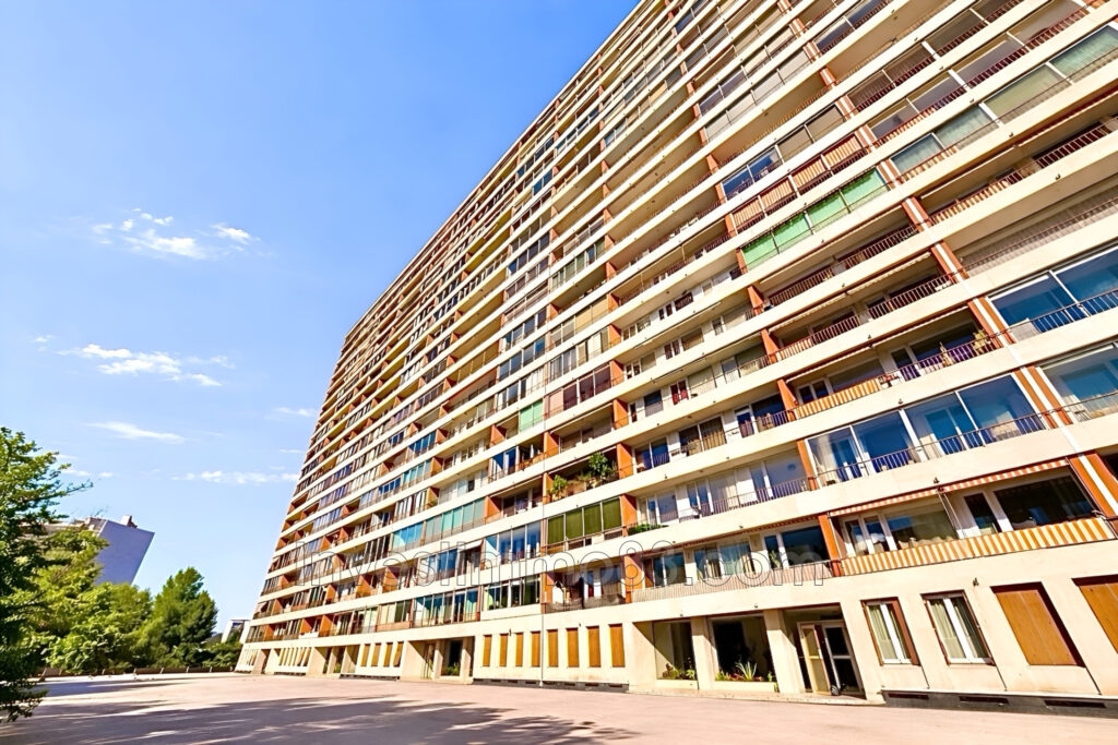 Dans un quartier calme, au coeur de la résidence recherchée Va – 2 pièces – 1 chambre – 40.00 m²