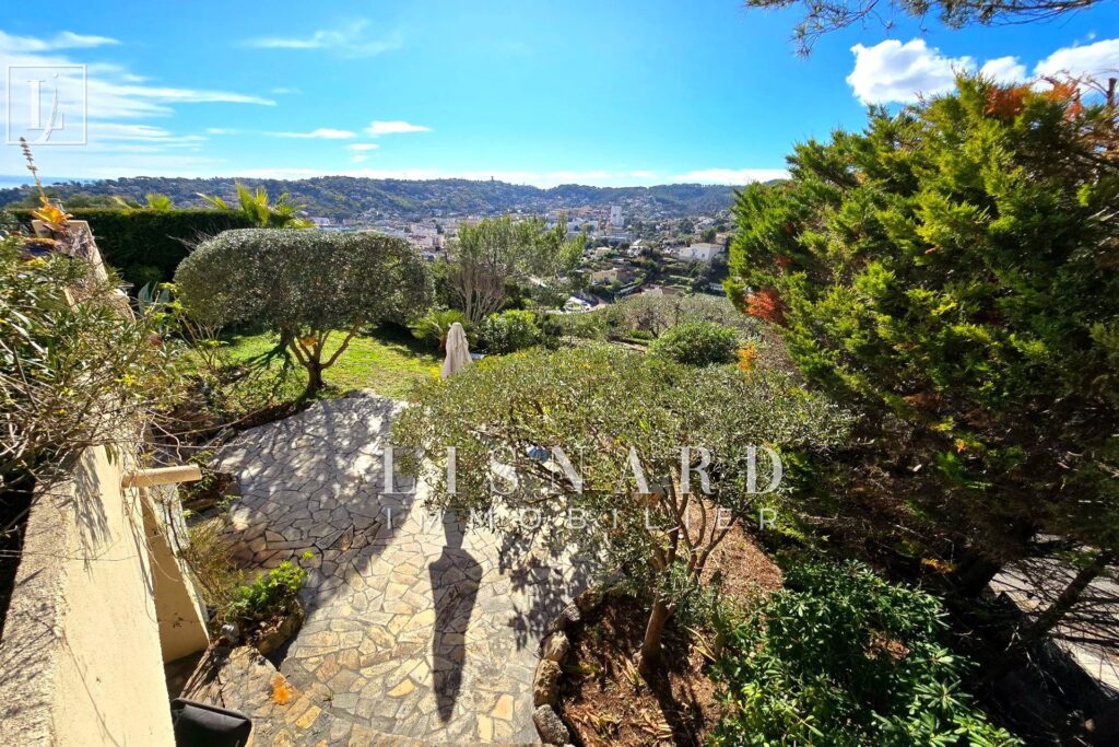 vente maison 4 Pièce(s) – 4 pièces – 3 chambres – 104.00 m²