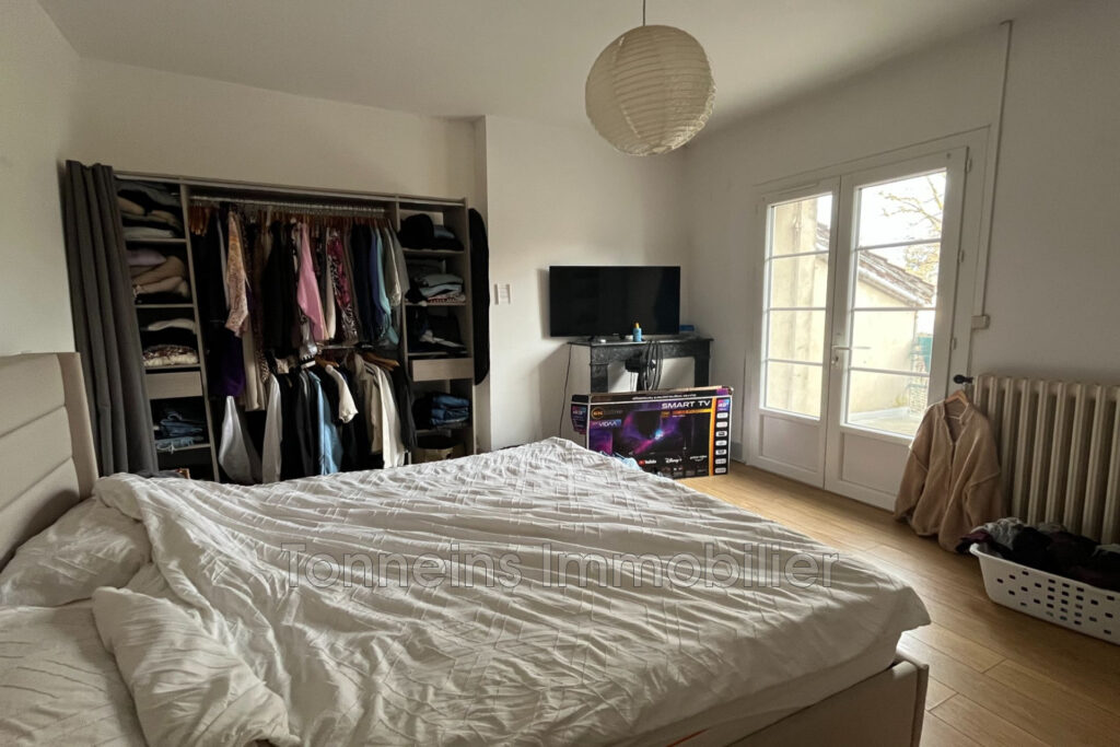 vente  3 Pièce(s) – 3 pièces – 2 chambres – 110.00 m²