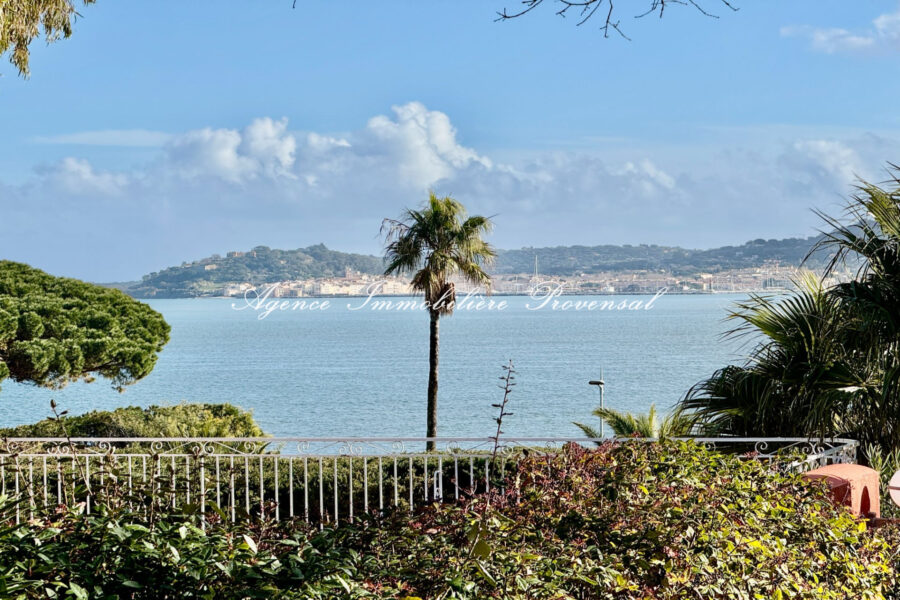 Appartement à vendre à Grimaud