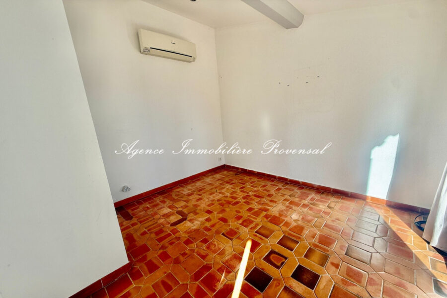 Appartement à vendre à Grimaud