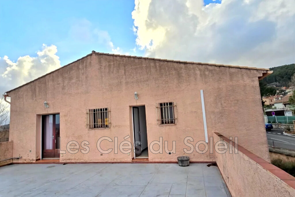 vente maison 2 Pièce(s) – 2 pièces – 4 chambres – 235.26 m²