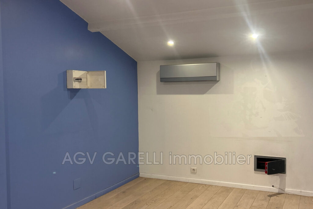 vente maison 5 Pièce(s) – 5 pièces – 4 chambres – 172.75 m²