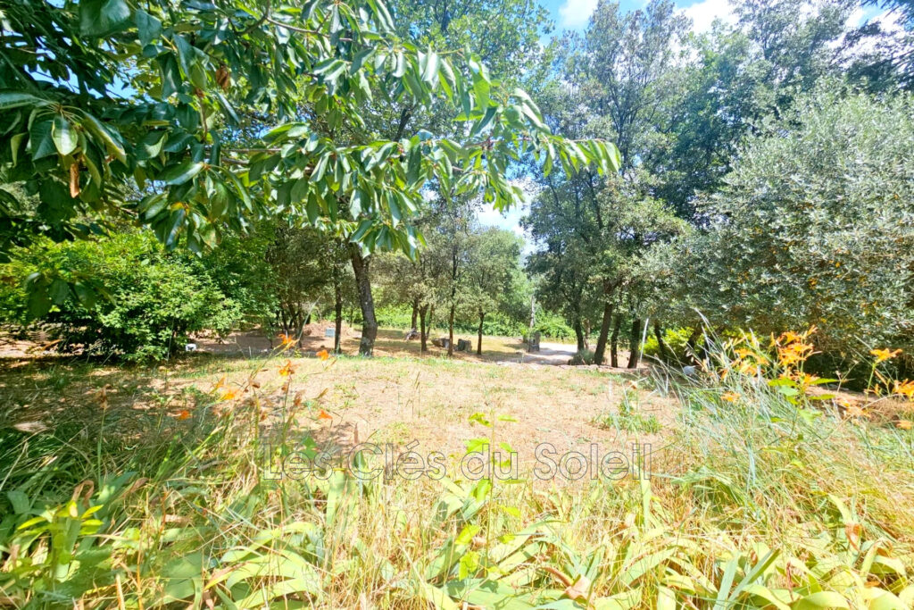 Belle Maison néo-provençale de 100 m² environ de plain-pied 15 – 5 pièces – 4 chambres – 150.00 m²