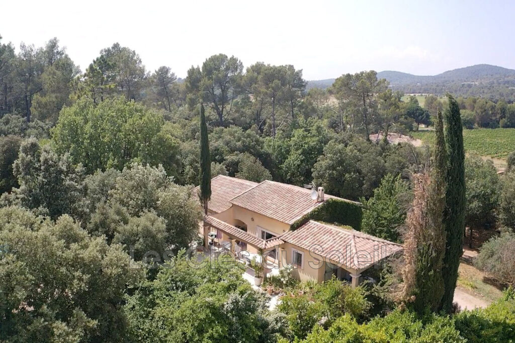 Belle Maison néo-provençale de 100 m² environ de plain-pied 15 – 5 pièces – 4 chambres – 150.00 m²
