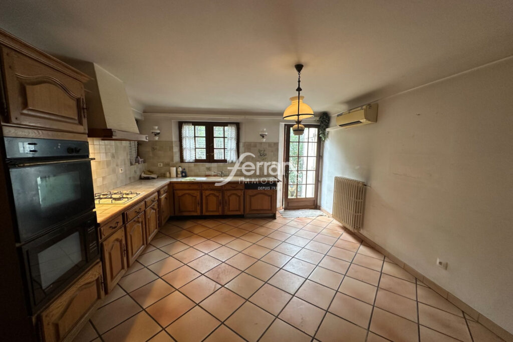vente maison de ville 7 Pièce(s) – 7 pièces – 6 chambres – 172.09 m²