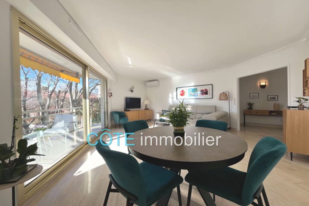 Rare, en étage 4 pièces 90 m² à proximité des plages et du cen – 4 pièces – 3 chambres – 90.00 m²
