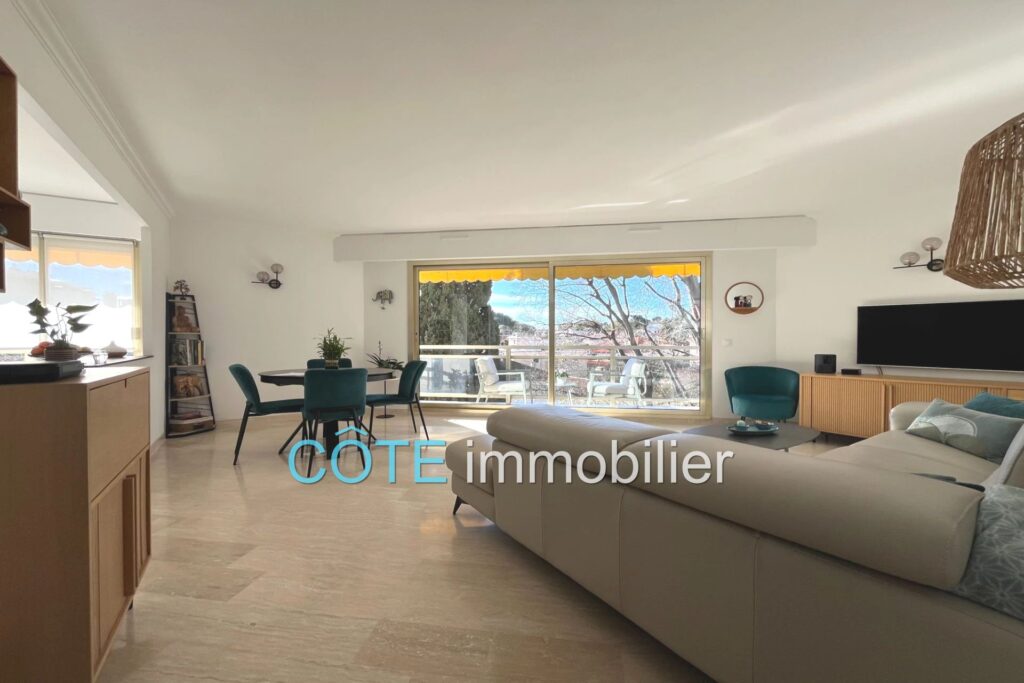 Rare, en étage 4 pièces 90 m² à proximité des plages et du cen – 4 pièces – 3 chambres – 90.00 m²
