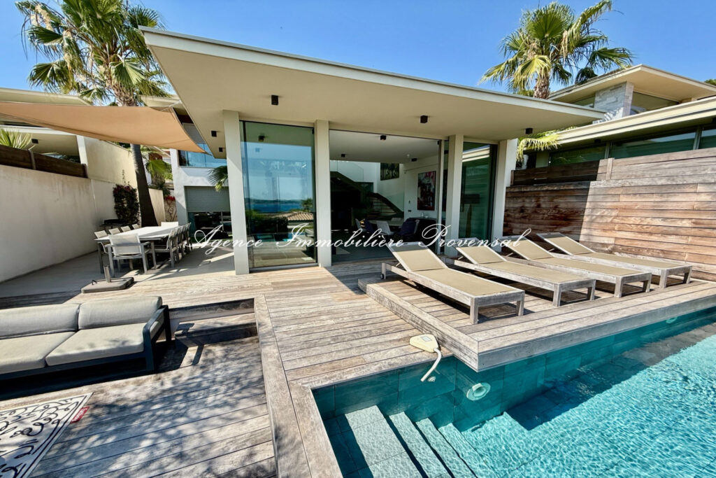 location saisonnière villa 5 Pièce(s) – 5 pièces – 4 chambres – 142.00 m²