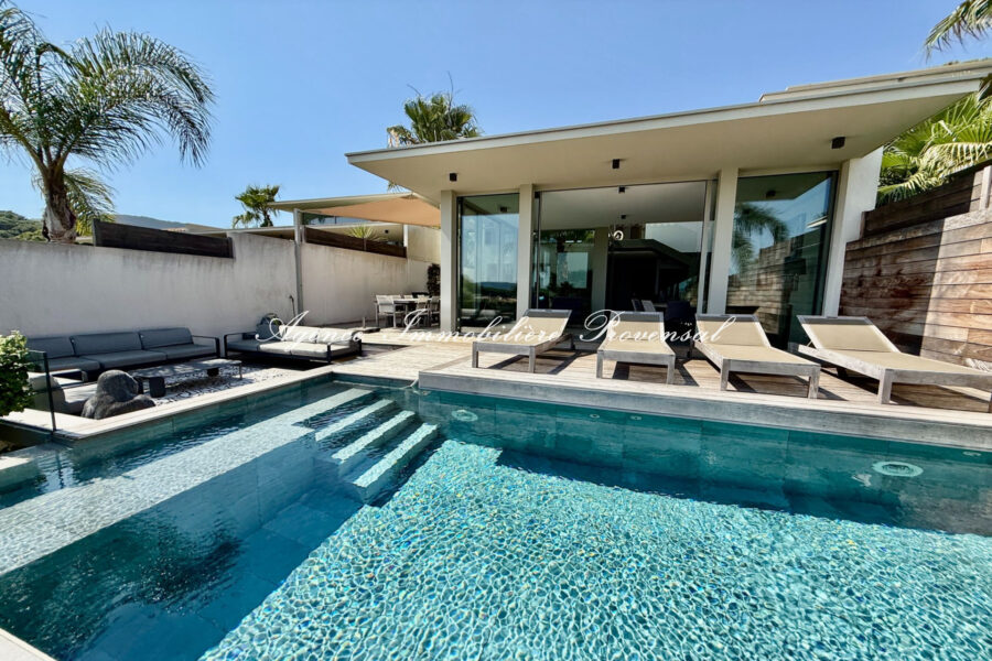 Maison à louer à Sainte-maxime