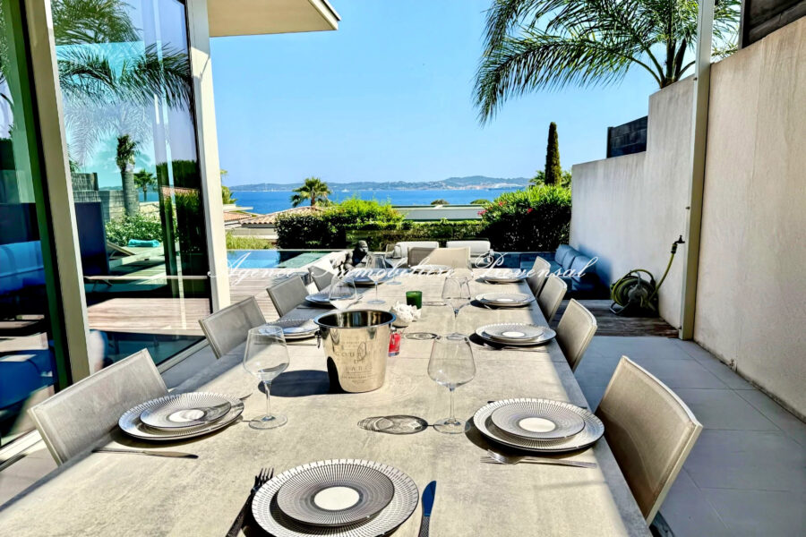 Maison à louer à Sainte-maxime