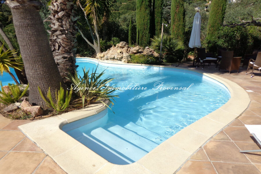 Maison à louer à Sainte-maxime