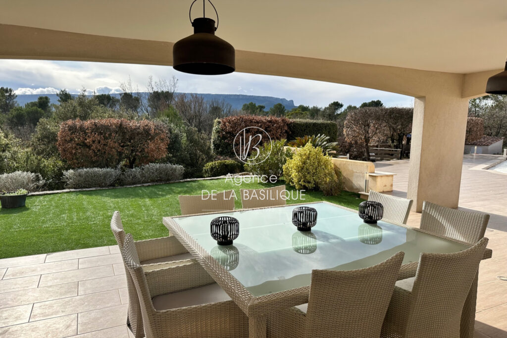 vente villa contemporaine 7 Pièce(s) – 7 pièces – 4 chambres – 225.00 m²