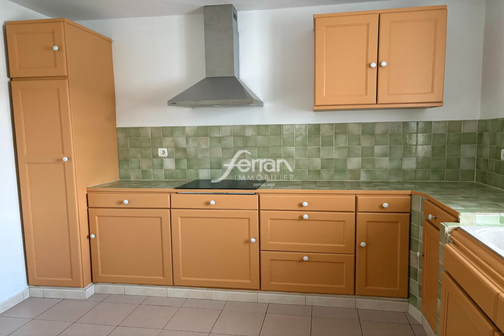 A louer à Lorgues maison 5 pièces – 5 pièces – 4 chambres – 140.00 m²